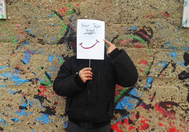 take an Awesome picture holding a Fan Sign Face with your message big2