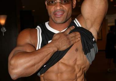 put your face on body builder with great muscle big3