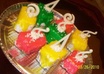 give you a cake recipe and how to for holiday cakes