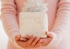 Giving_gift_pink