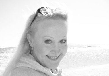 create a completely customized cool VIDEO with your photos and music.  Family memories, photography portfolios, affiliate marketing, business promotion, children, babies.. Your optimized for YouTube!! big1