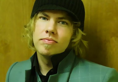 give a One on One 15 minute guitar lesson on Skype big1