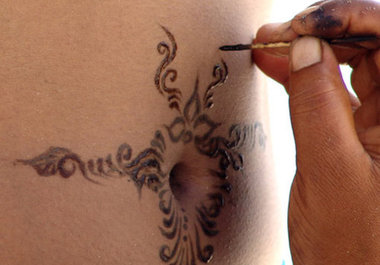 send you my ebook of Henna Designs big1