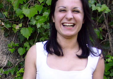 show you the Top 10 ways to make a girl laugh big1