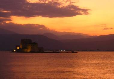 organise your trip in Greece big1
