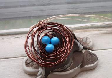 make you a robins nest pendant big1