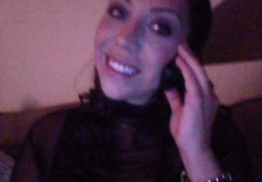 record a voicemail or voiceover for you in French,Italian,English or Dutch big1