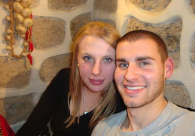 do a few pics with my boyfriend promoting everything you like big1