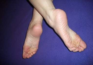 make a video painting my toenails for you big1