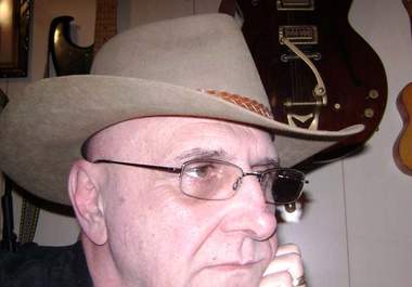 voiceover your custom holiday message and mix it into my song an island christmas your message in my song provided to you in mp3 format big1