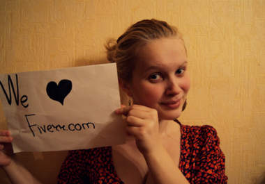 take a photo of me holding your website or business sign big1