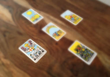 read a general 5 card tarot spread big1