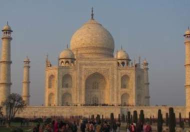 give you the list of must see places in India big1