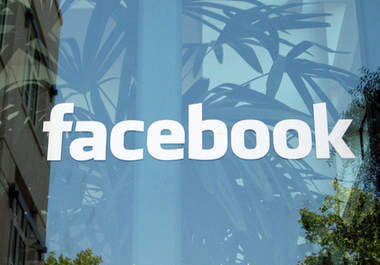 suggest your  fan page or website or anything you want to my 4300 world wide Facebook friends big1